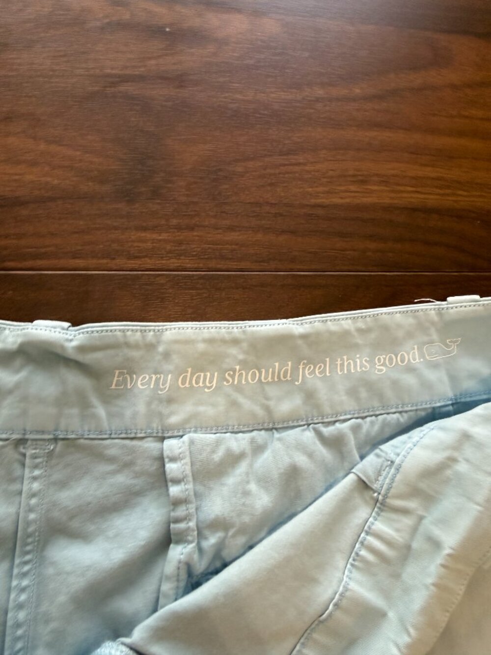 Vineyard Vines Women’s chino shorts 14 - Picture 2 of 14